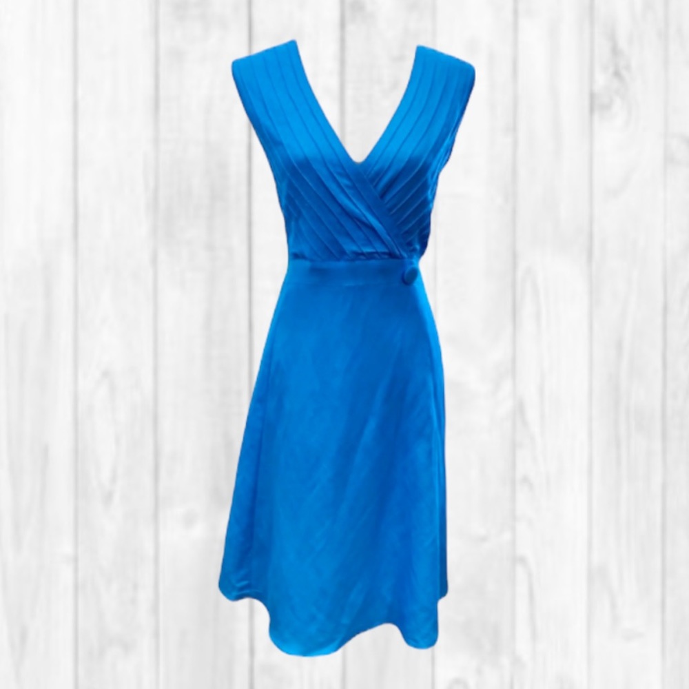 Appraisal Flirty Turquoise Blue Sleeveless V-Neck Dress (Size 14)
